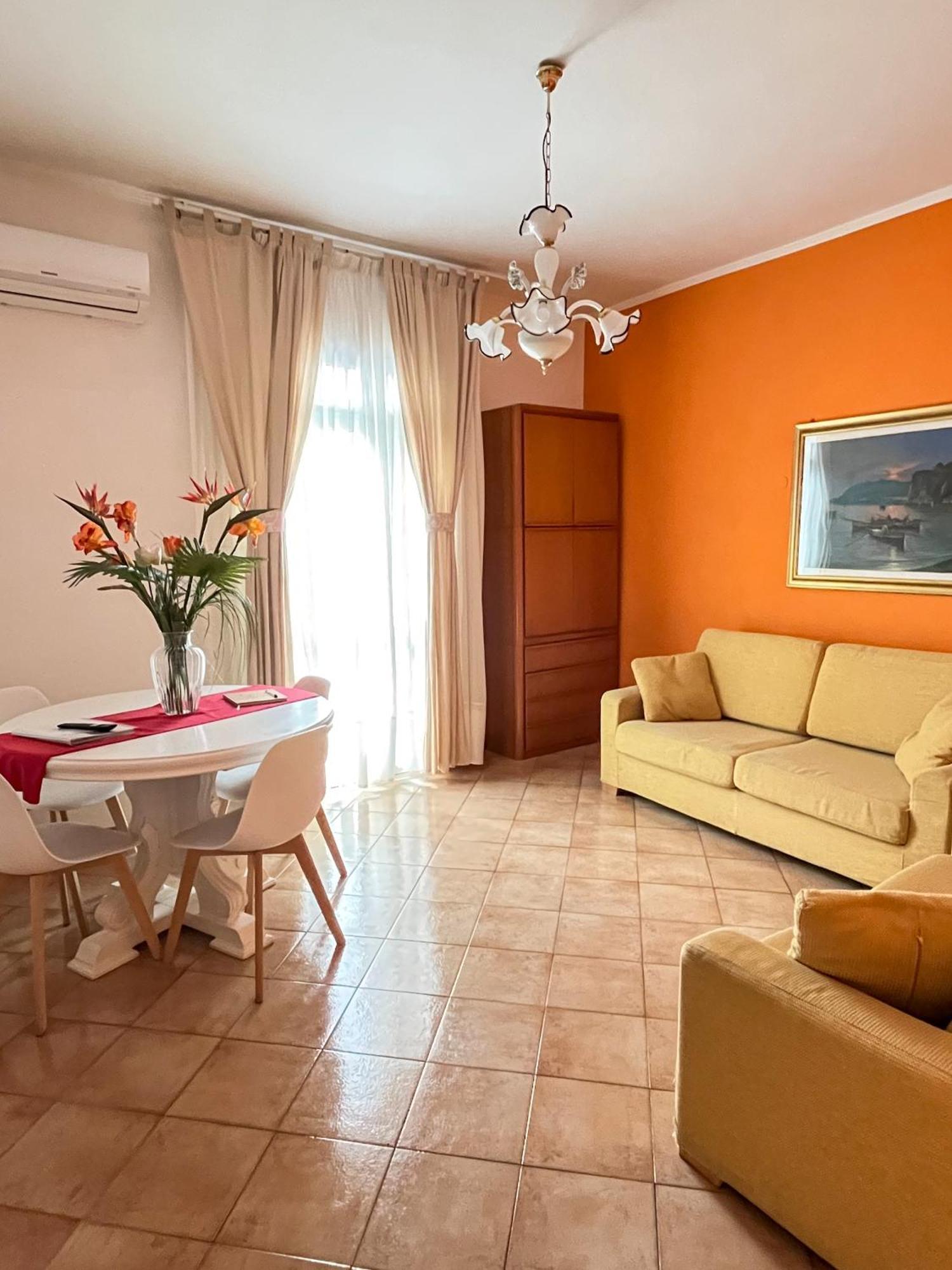 Appartamento Da Marietta Tivoli Terme Exteriör bild